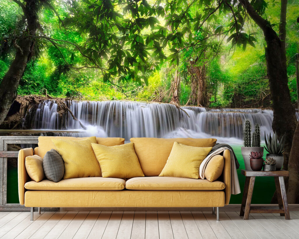 u53889pig36 1024x819 - Vodopád v lese - tegory