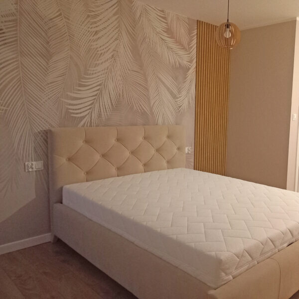 Bílé listy na šedém pozadí Bílé listy na šedém pozadí