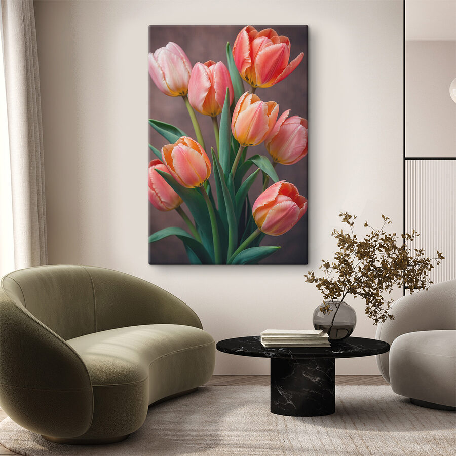 Skupina růžových a žlutých tulipánů