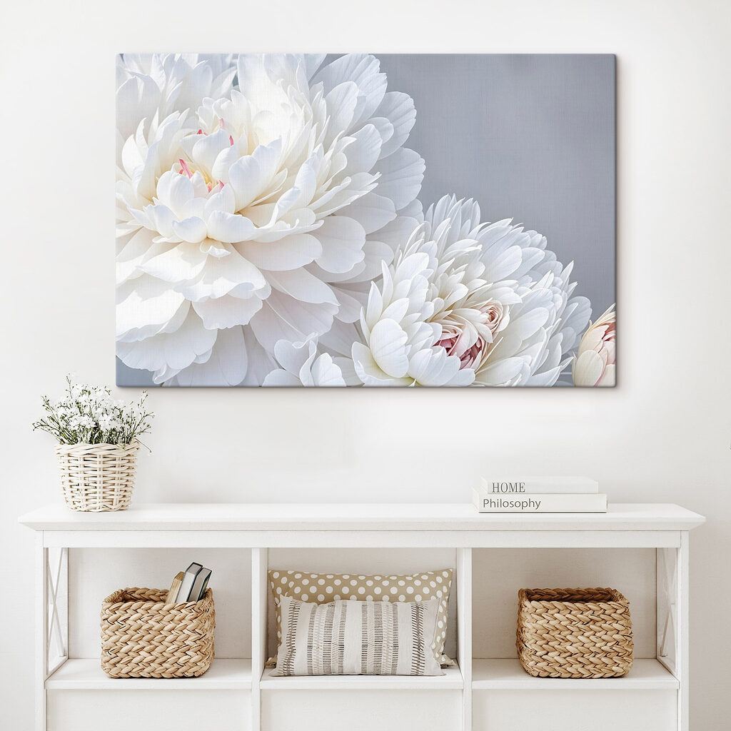 Close up of white flowers