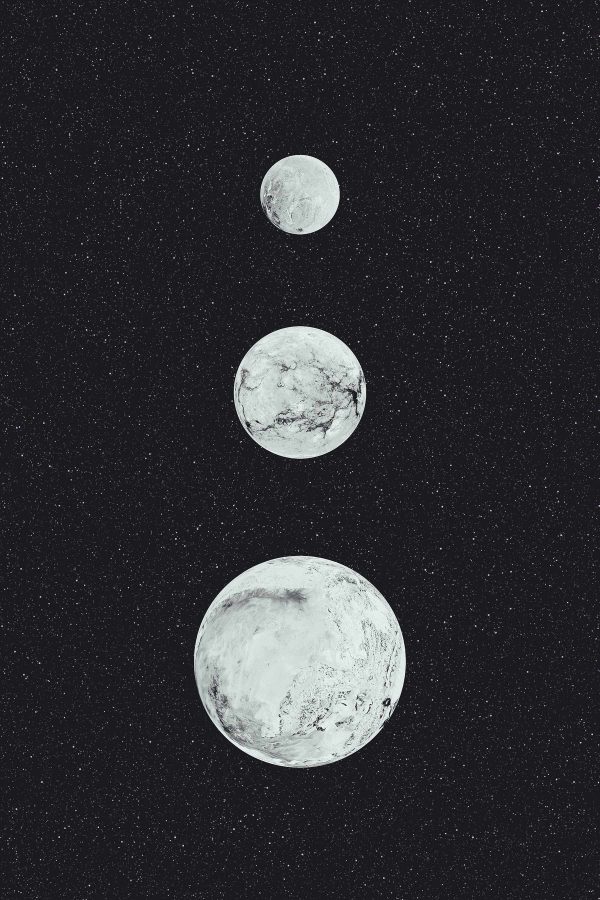 Skupina bílých planet v řadě Skupina bílých planet v řadě