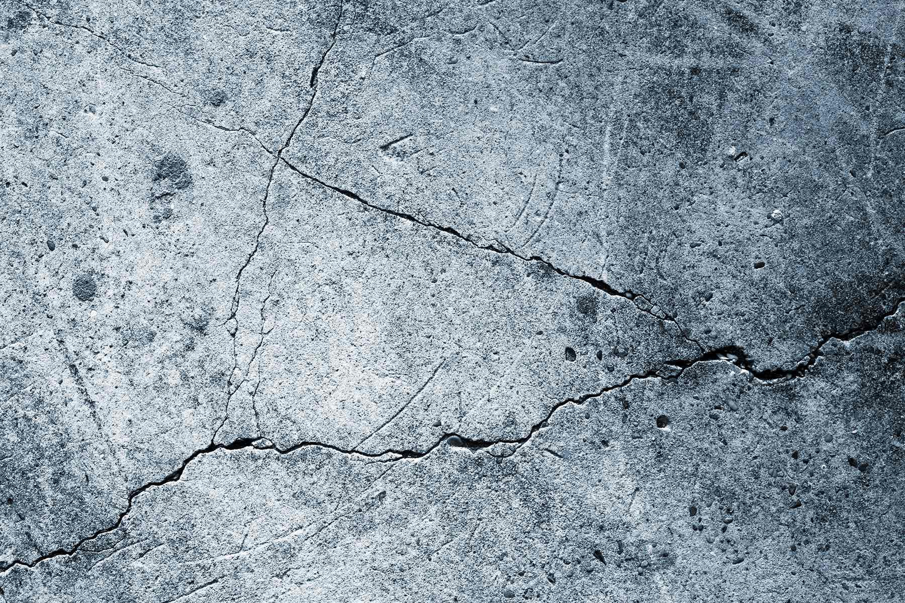 Cracked surface with unique texture