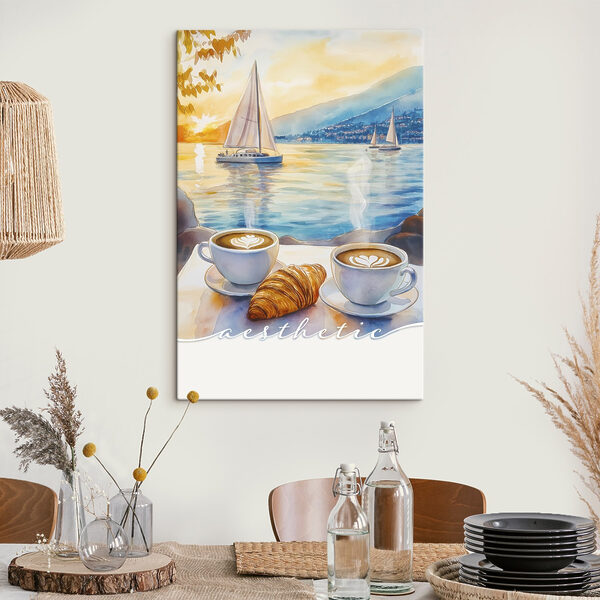 Dva šálky kávy a croissant na stole s plachetnicí v pozadí Dva šálky kávy a croissant na stole s plachetnicí v pozadí