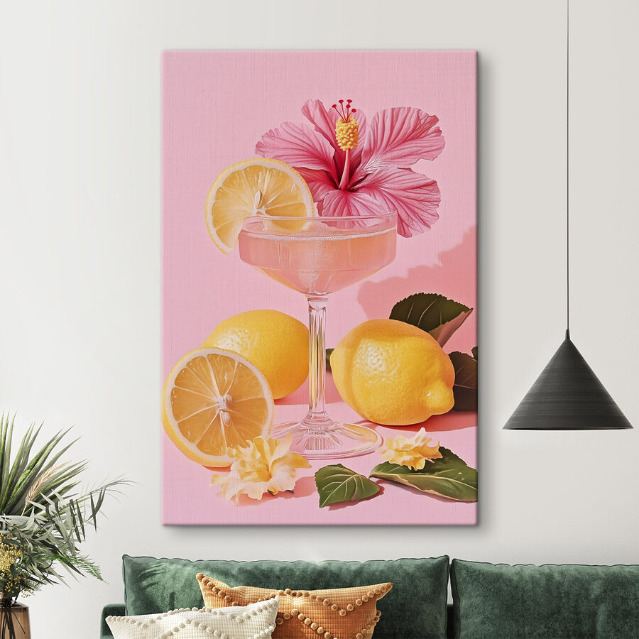 Sklenice s nápojem a citrony