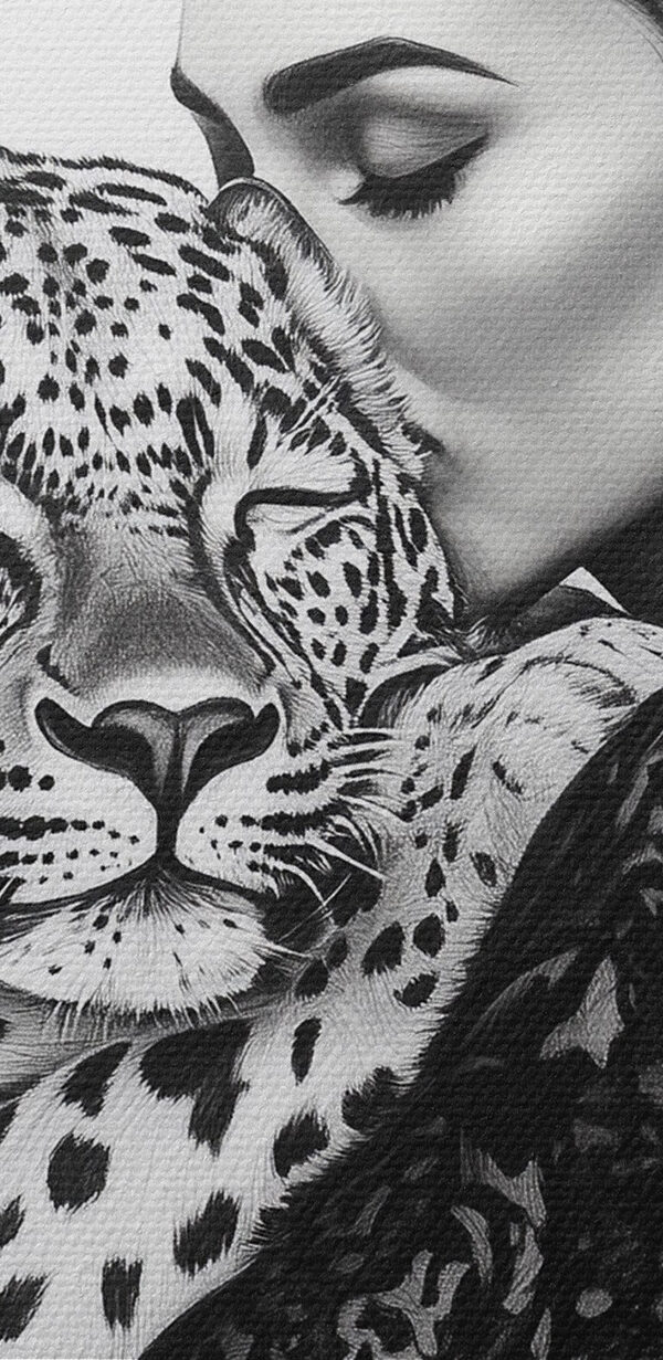 Žena objímající leoparda Žena objímající leoparda