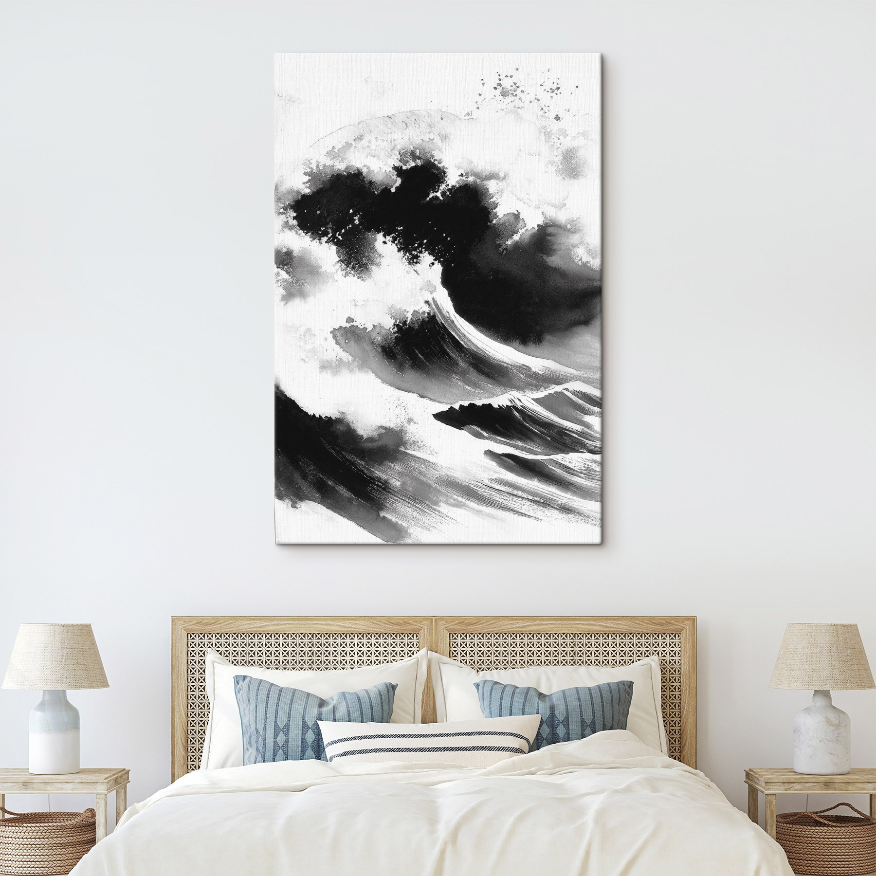 Black and white image of a wave