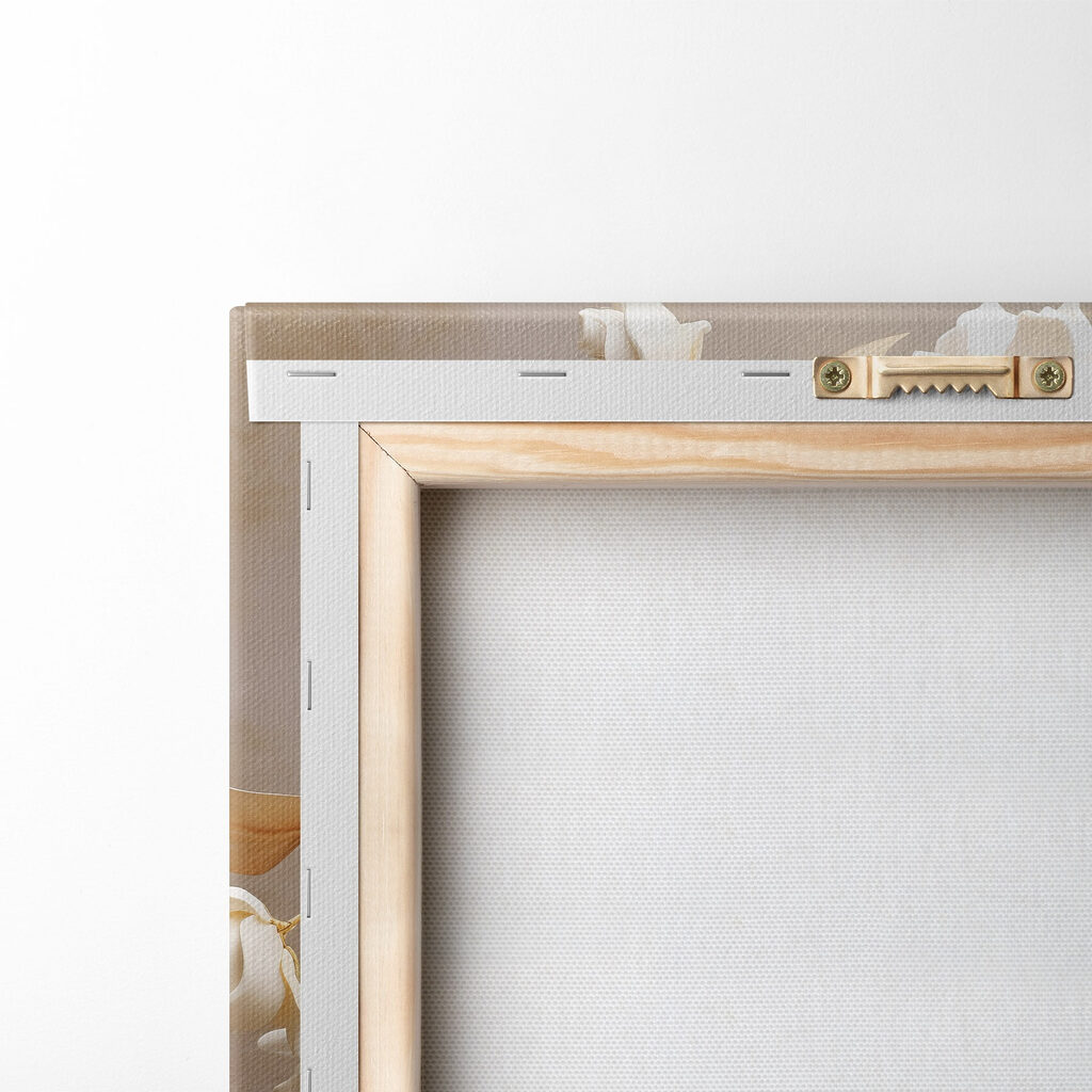 Vase with white flowers