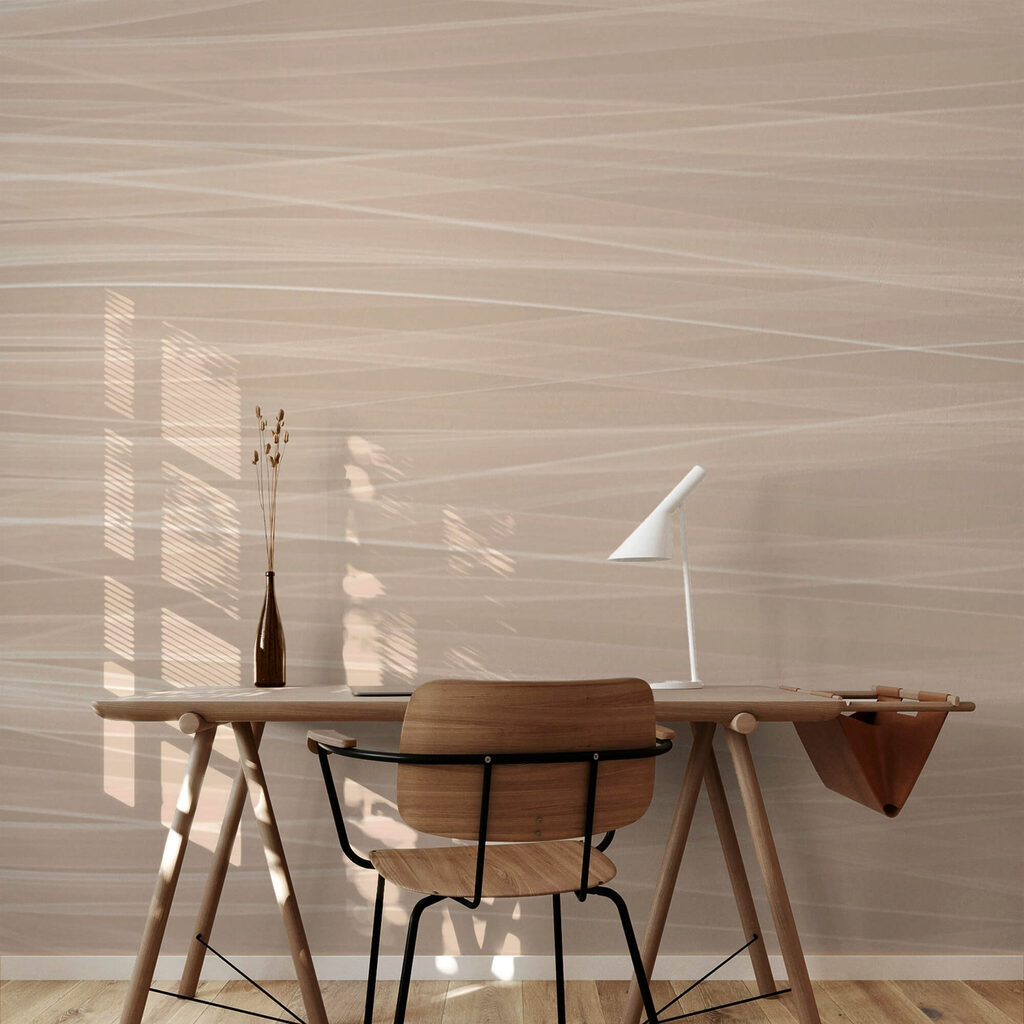 Bílé čáry na béžovém povrchu