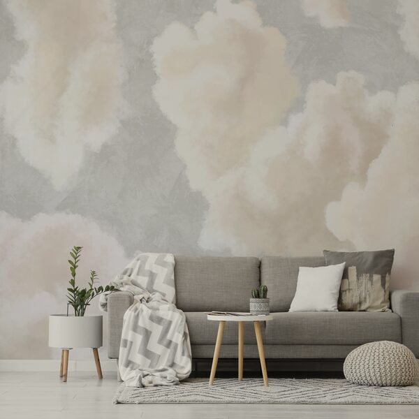 Měkká oblaka plující po klidné obloze