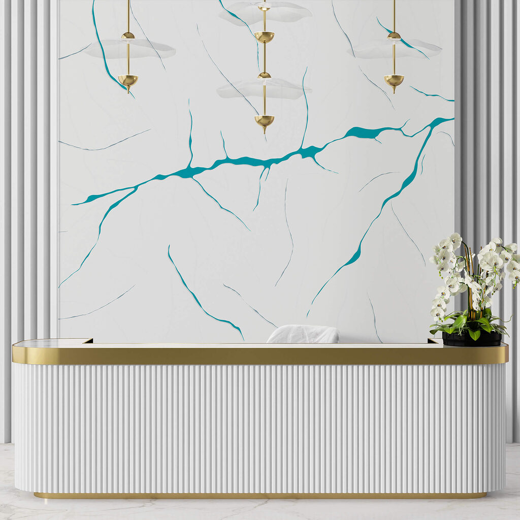 Modré čáry na bílém povrchu