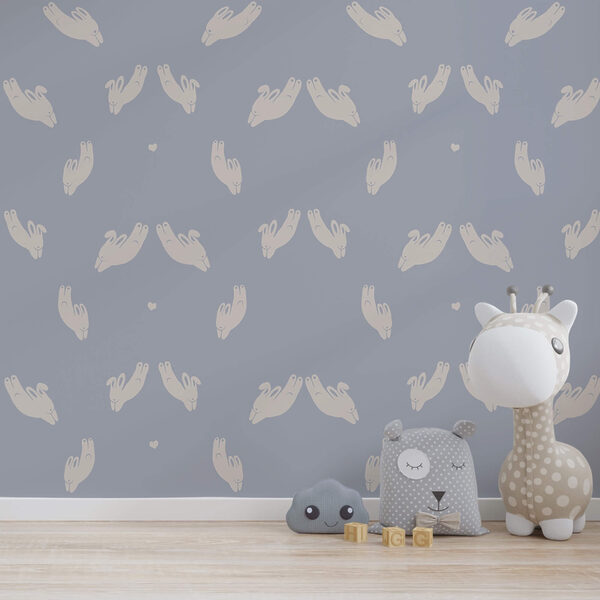 Vzor rukou na modrém pozadí