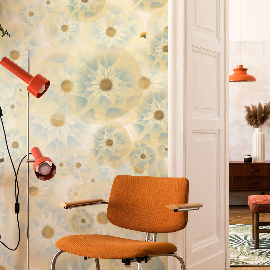 Skupina květin v žluté a modré barvě