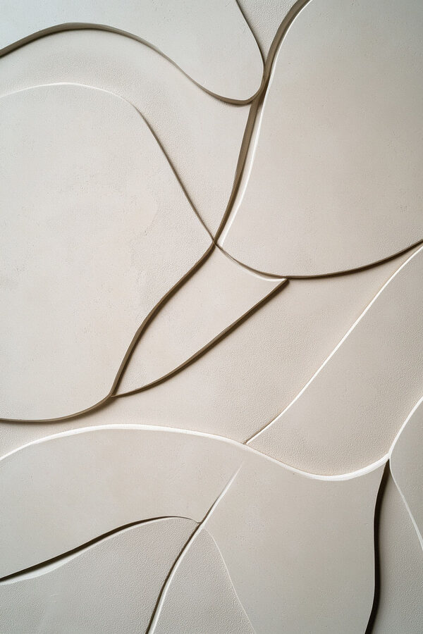 Flowing curves in soft tones