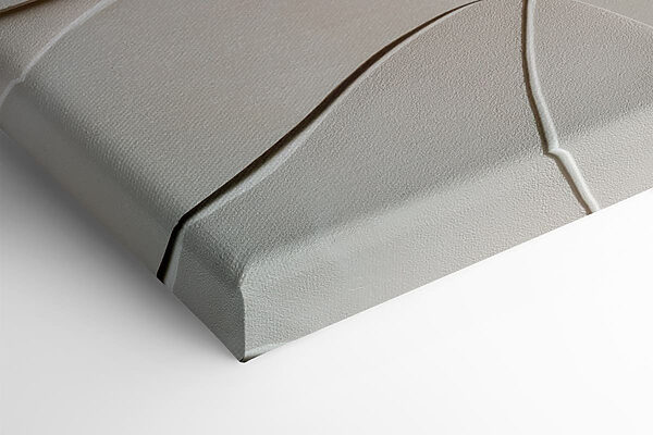 Flowing curves in soft tones